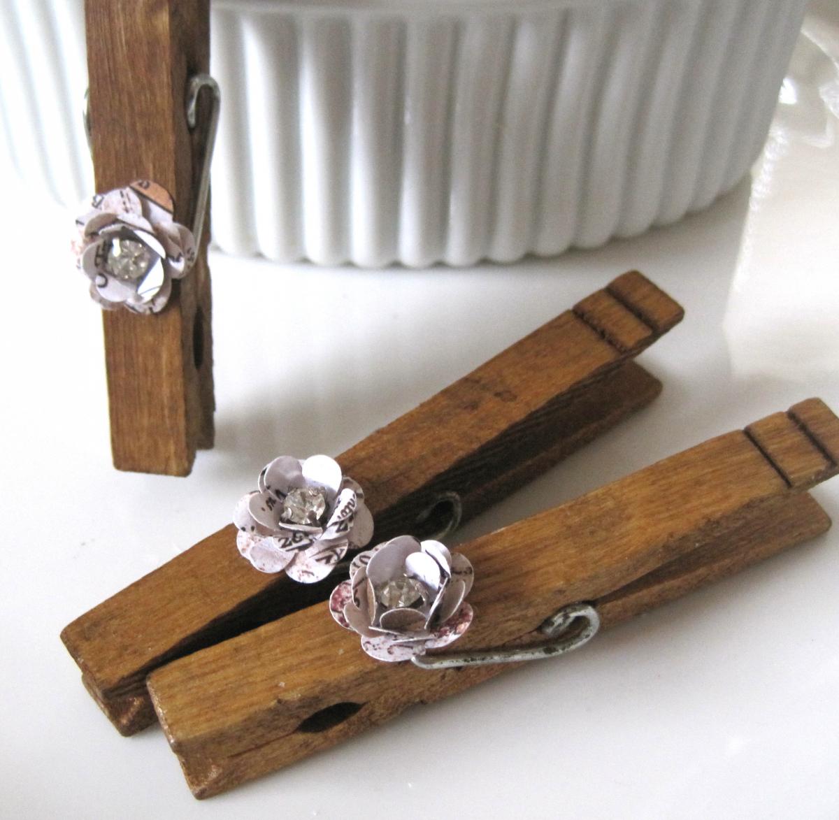 6 Rustic Clothespins & Box Set on Luulla